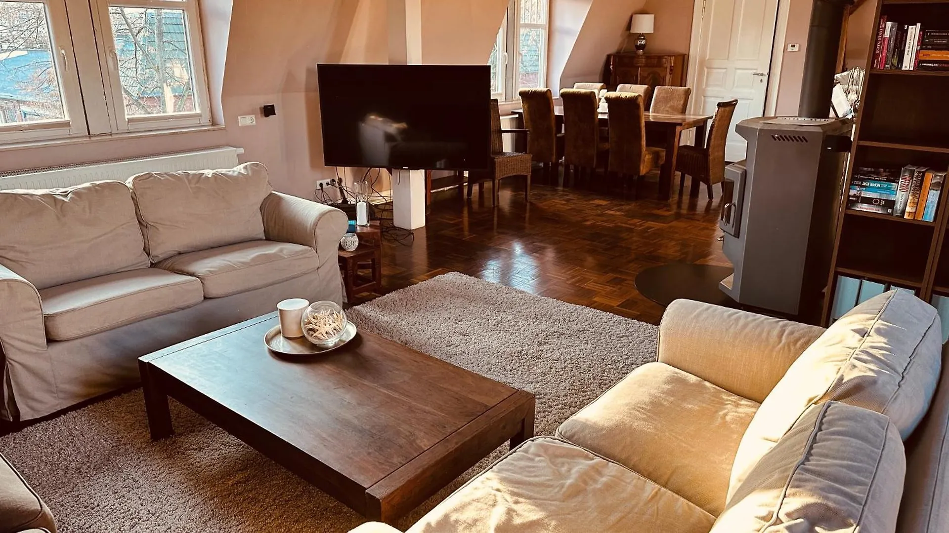 Central Townhouse Berlin-Weissensee - Rueckzugsort Fuer Inspiration Und Entspannung Berlim